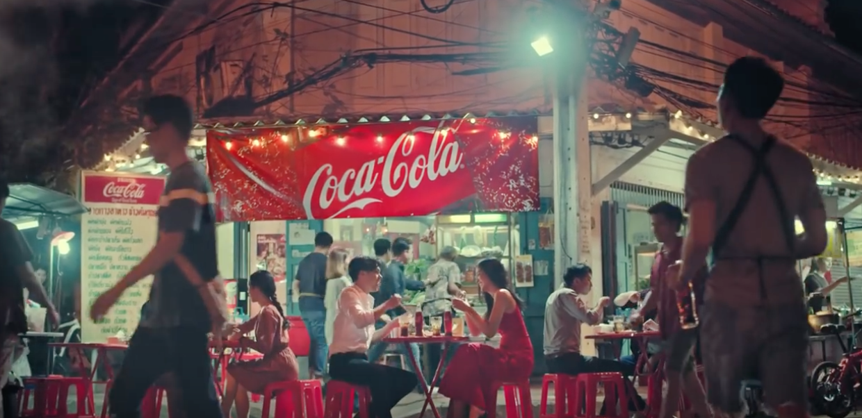 可口可乐泰国广告：越是敞开心扉，越能亲密无间